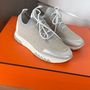 HERMES Authentic Addict sneaker silver & gold